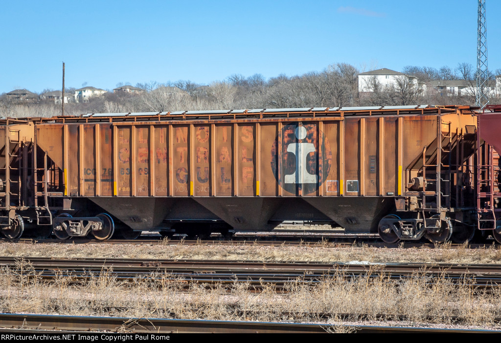 ICG 766308, PS 3-bay covered hopper car at the CN-IC Yard 